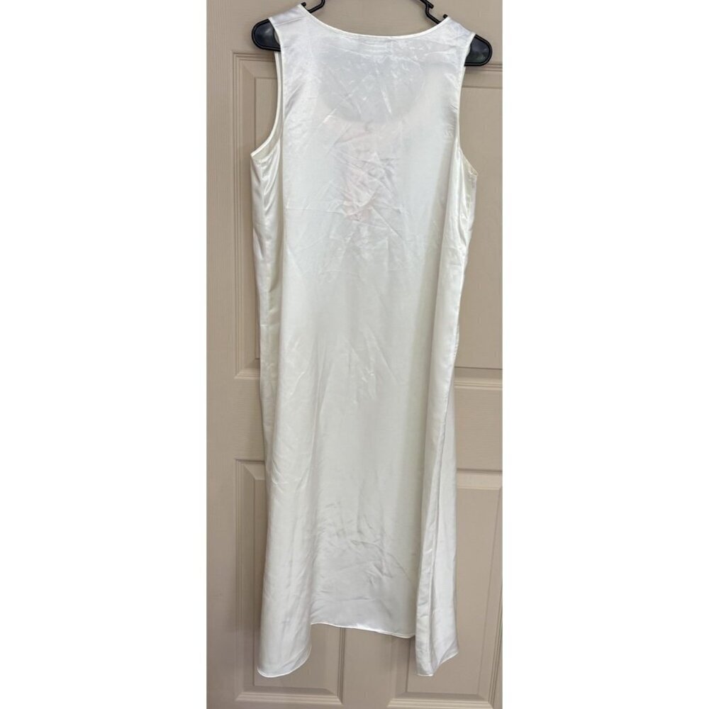 NEW VINTAGE JACLYN SMITH GLOSSY SHINY SATIN LONG IVORY NIGHTGOWN EMBROIDERED LG - Picture 3 of 5